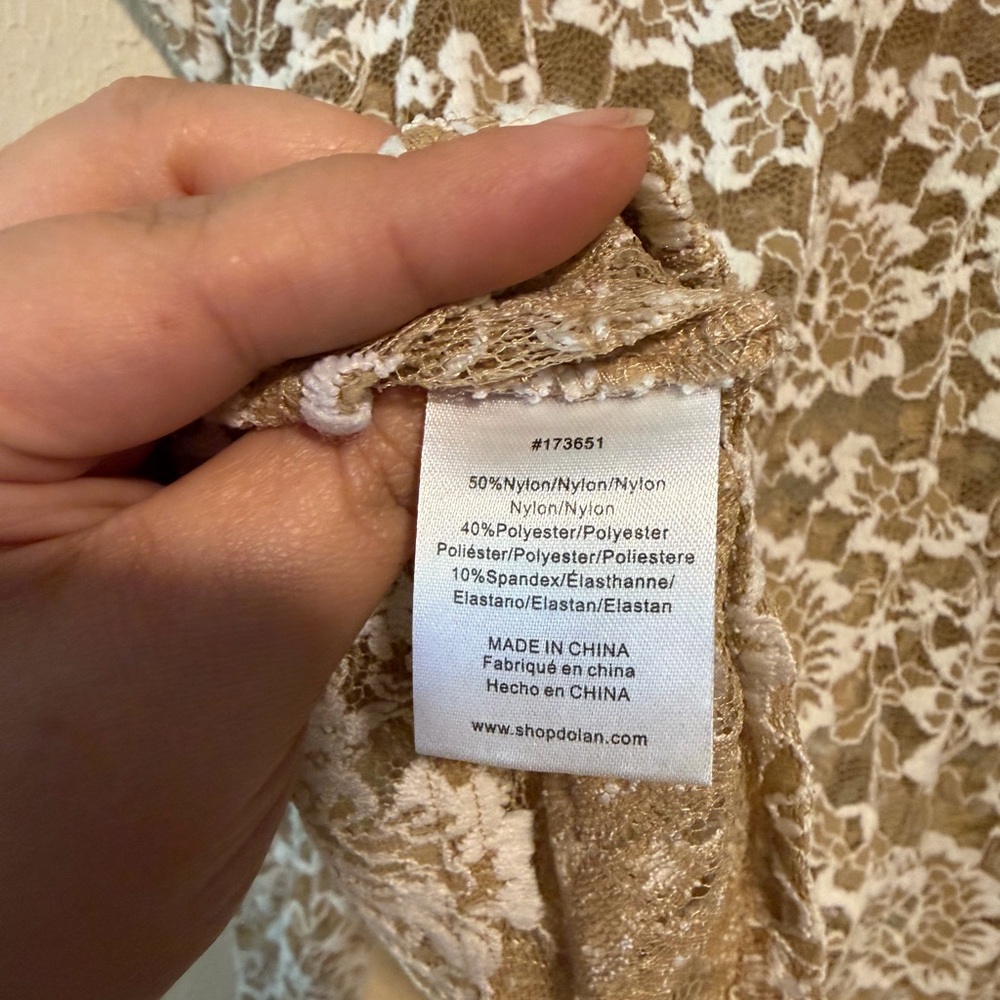 ANTHROPOLOGIE DOLAN Puff Sleeve Lace TOP Size XL Stretchy - Picture 7 of 8